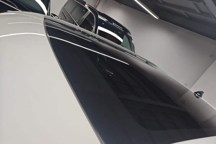 Used Land Rover Discovery Sport New Energy 2021 P300e Performance Tech Edition Roof