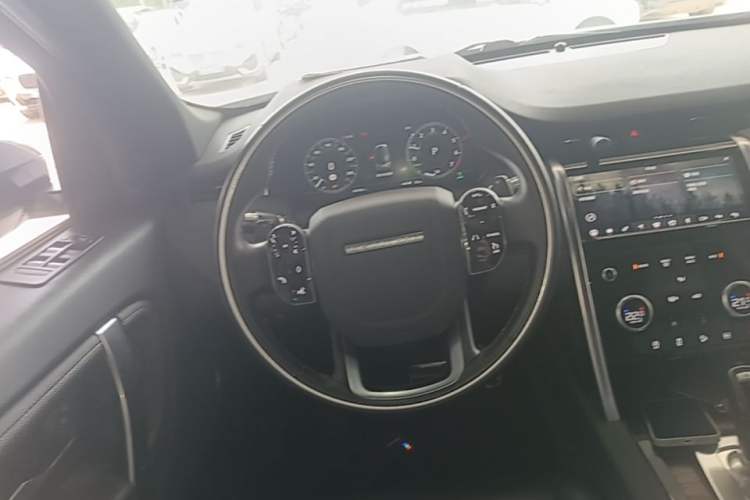 Used Land Rover Discovery Sport New Energy 2021 P300e Performance Tech Edition Steering Wheel