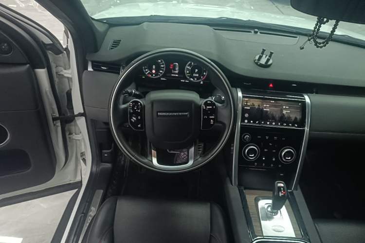 Used Land Rover Discovery Sport New Energy 2021 P300e Performance Tech Edition Steering Wheel