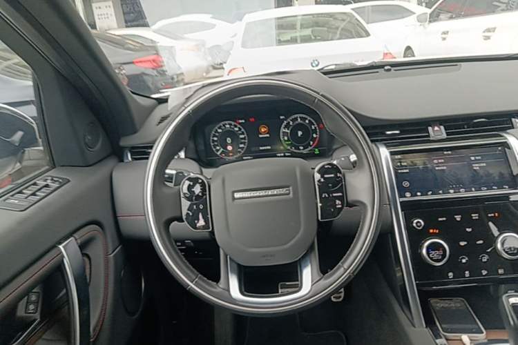 Used Land Rover Discovery Sport New Energy 2021 P300e Performance Tech Edition Steering Wheel