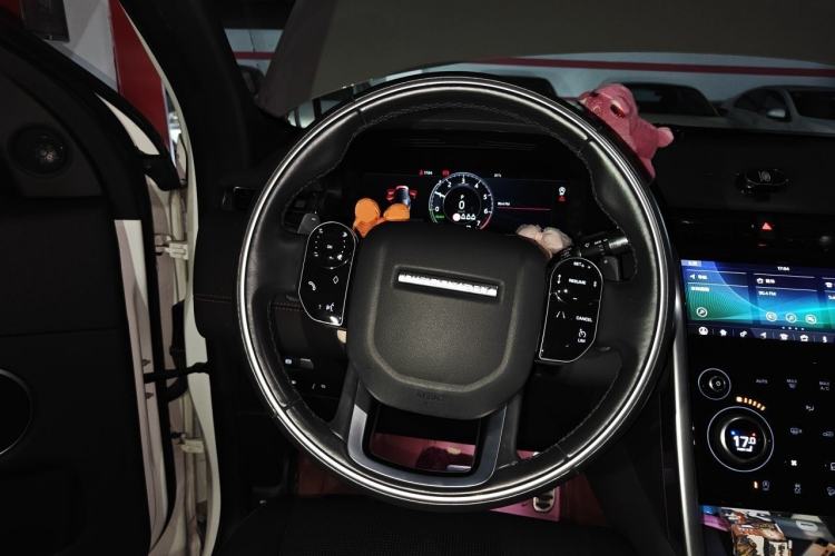 Used Land Rover Discovery Sport New Energy 2021 P300e Performance Tech Edition Steering Wheel