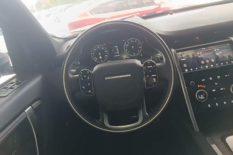 Used Land Rover Discovery Sport New Energy 2021 P300e Performance Tech Edition Steering Wheel