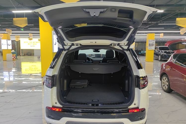 Used Land Rover Discovery Sport New Energy 2021 P300e Performance Tech Edition Trunk