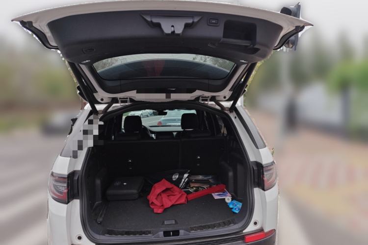 Used Land Rover Discovery Sport New Energy 2021 P300e Performance Tech Edition Trunk