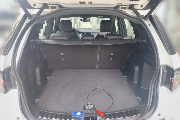 Used Land Rover Discovery Sport New Energy 2021 P300e Performance Tech Edition Trunk