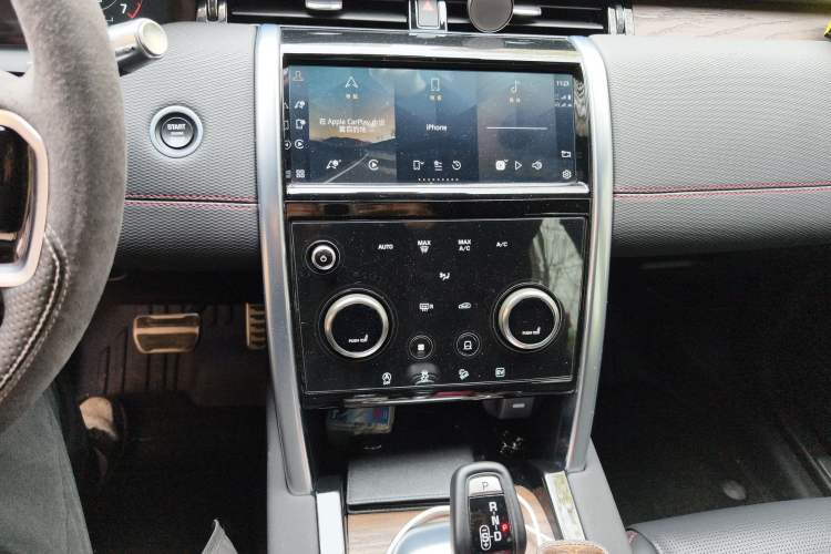 Used Land Rover Discovery Sport New Energy 2022 P300e Performance Tech Edition Audio And AC Panel