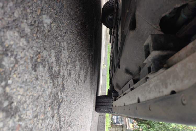 Used Land Rover Discovery Sport New Energy 2022 P300e Performance Tech Edition Chassis Rear Right