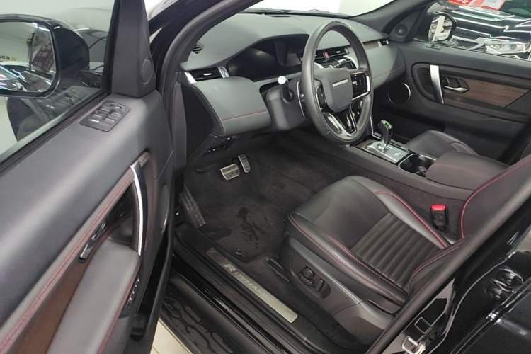 Used Land Rover Discovery Sport New Energy 2022 P300e Performance Tech Edition Driver Seat