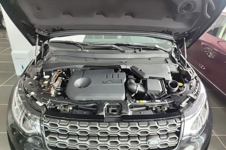 Used Land Rover Discovery Sport New Energy 2022 Facelifted P300e Plug-in Hybrid Electric Version Engine Bay