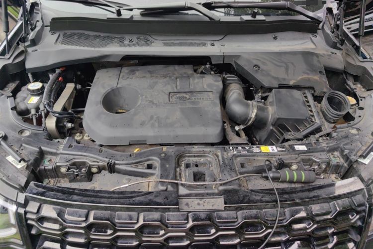 Used Land Rover Discovery Sport New Energy 2022 P300e Performance Tech Edition Engine Bay