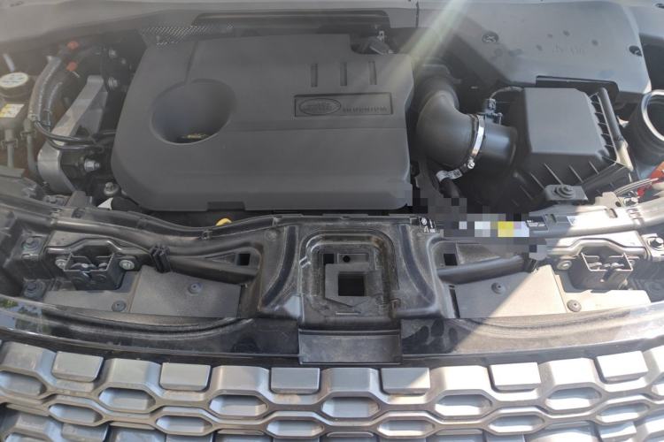 Used Land Rover Discovery Sport New Energy 2022 P300e Performance Tech Edition Engine Bay