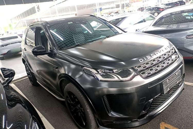 Used Land Rover Discovery Sport New Energy 2022 Facelifted P300e Plug-in Hybrid Electric Version Front Right 45 Deg