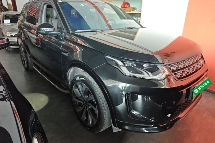Used Land Rover Discovery Sport New Energy 2022 Facelifted P300e Plug-in Hybrid Electric Version Front Right 45 Deg