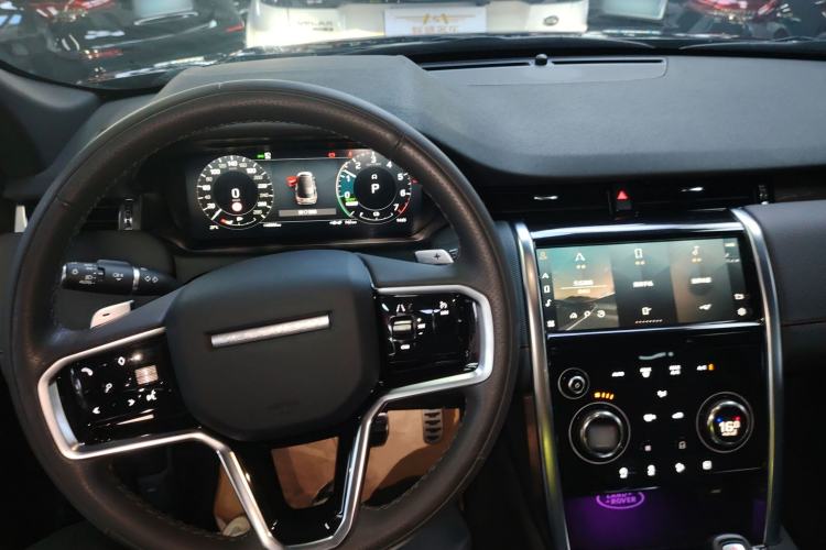 Used Land Rover Discovery Sport New Energy 2022 Facelifted P300e Plug-in Hybrid Electric Version Interior 2