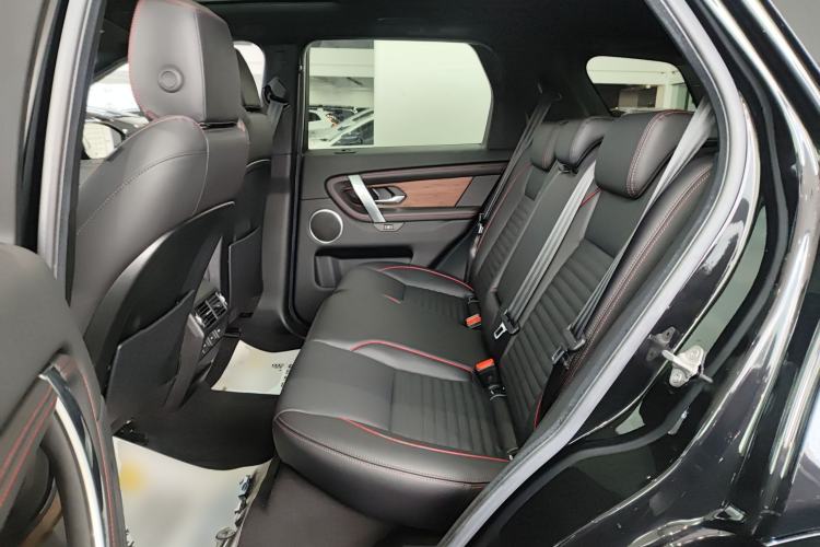 Used Land Rover Discovery Sport New Energy 2022 Facelifted P300e Plug-in Hybrid Electric Version Interior 4