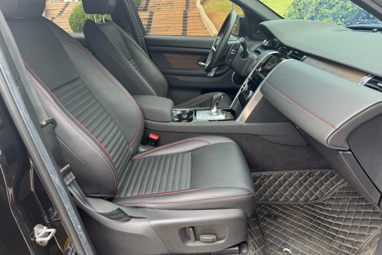 Used Land Rover Discovery Sport New Energy 2022 Facelifted P300e Plug-in Hybrid Electric Version Interior 7