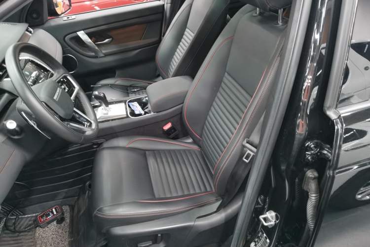 Used Land Rover Discovery Sport New Energy 2022 Facelifted P300e Plug-in Hybrid Electric Version Left Front Seat