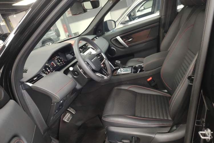 Used Land Rover Discovery Sport New Energy 2022 Facelifted P300e Plug-in Hybrid Electric Version Left Front Seat