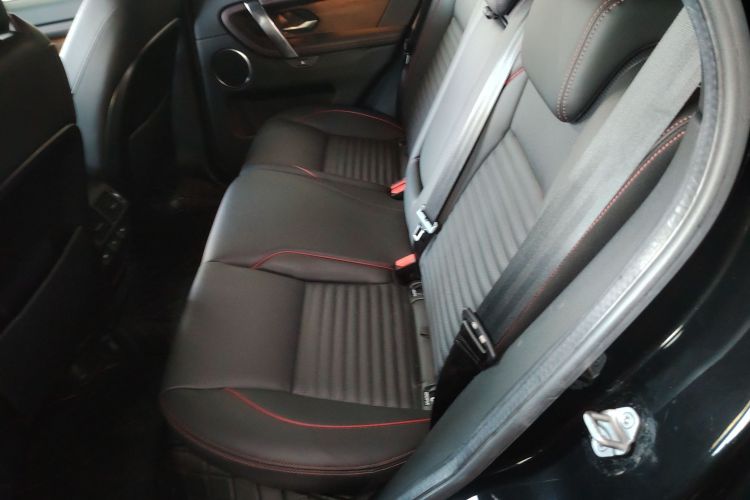 Used Land Rover Discovery Sport New Energy 2022 Facelifted P300e Plug-in Hybrid Electric Version Left Rear Seat