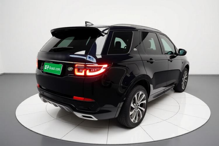 Used Land Rover Discovery Sport New Energy 2022 Facelifted P300e Plug-in Hybrid Electric Version Rear Right 45 Deg