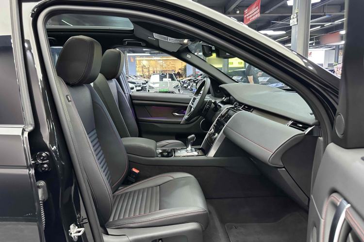 Used Land Rover Discovery Sport New Energy 2022 Facelifted P300e Plug-in Hybrid Electric Version Right Front Seat