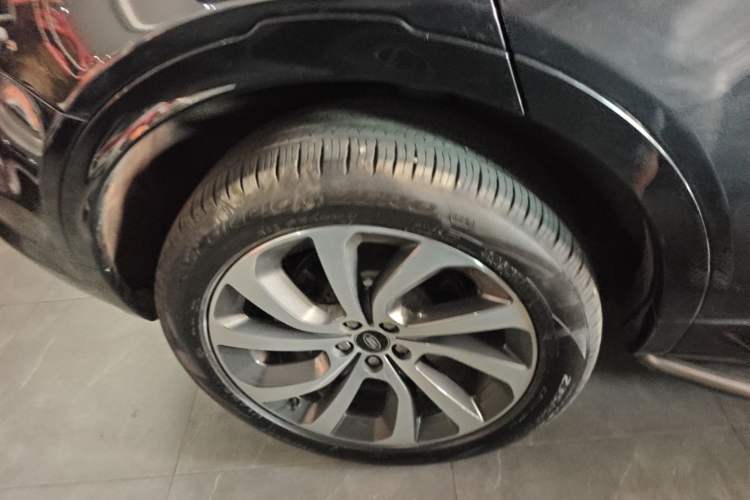 Used Land Rover Discovery Sport New Energy 2022 Facelifted P300e Plug-in Hybrid Electric Version Right Rear Wheel Hub