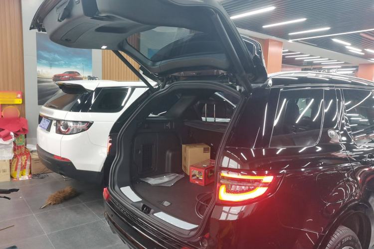Used Land Rover Discovery Sport New Energy 2022 Facelifted P300e Plug-in Hybrid Electric Version Trunk