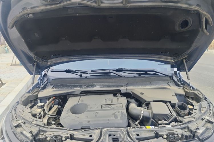Used Land Rover Discovery Sport New Energy 2022 Facelifted P300e Plug-in Hybrid Electric Version Engine Bay