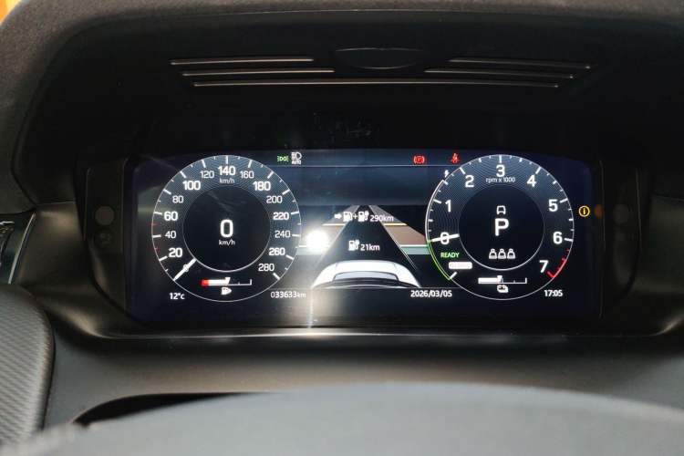 Used Land Rover Discovery Sport New Energy 2022 P300e Performance Tech Edition Instrument Cluster