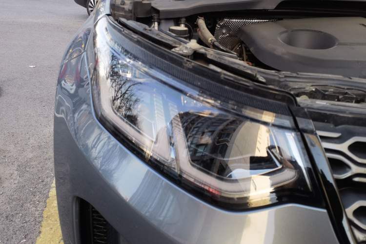 Used Land Rover Discovery Sport New Energy 2022 P300e Performance Tech Edition Right Front Headlight