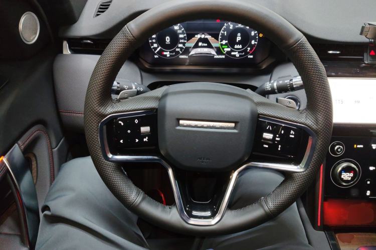 Used Land Rover Discovery Sport New Energy 2022 P300e Performance Tech Edition Steering Wheel