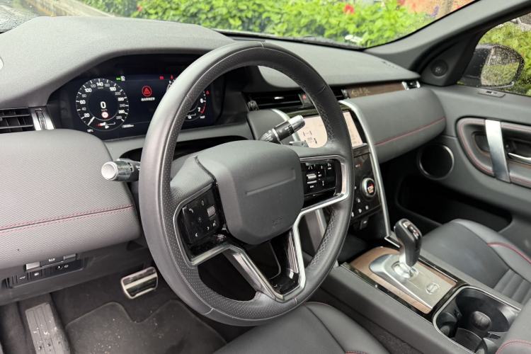 Used Land Rover Discovery Sport New Energy 2022 P300e Performance Tech Edition Interior 2
