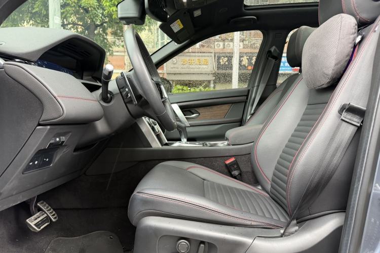 Used Land Rover Discovery Sport New Energy 2022 P300e Performance Tech Edition Interior 3