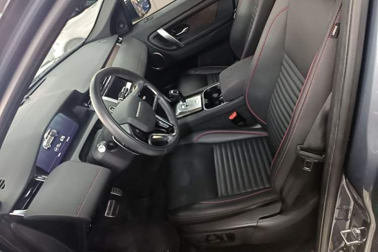 Used Land Rover Discovery Sport New Energy 2022 P300e Performance Tech Edition Left Front Seat