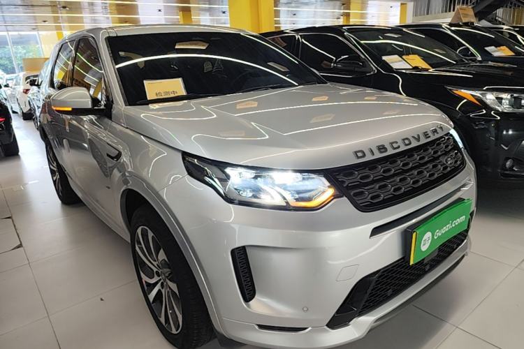 Used Land Rover Discovery Sport New Energy 2022 Facelifted P300e Plug-in Hybrid Electric Version Front Right 45 Deg