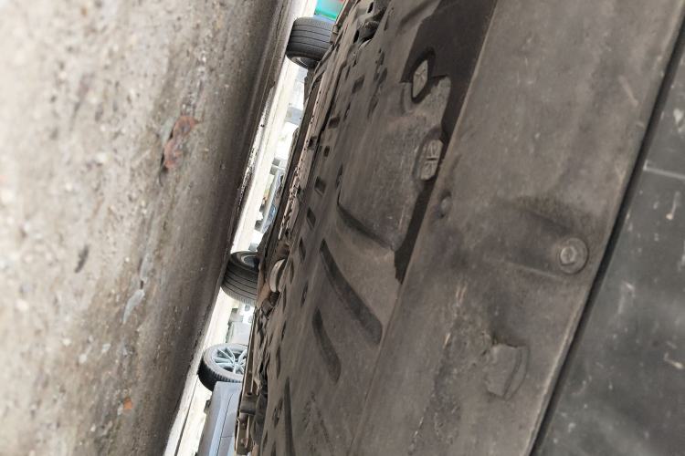 Used Land Rover Discovery Sport New Energy 2022 P300e Performance Tech Edition Chassis Front
