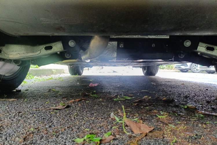 Used Land Rover Discovery Sport New Energy 2022 P300e Performance Tech Edition Chassis Rear