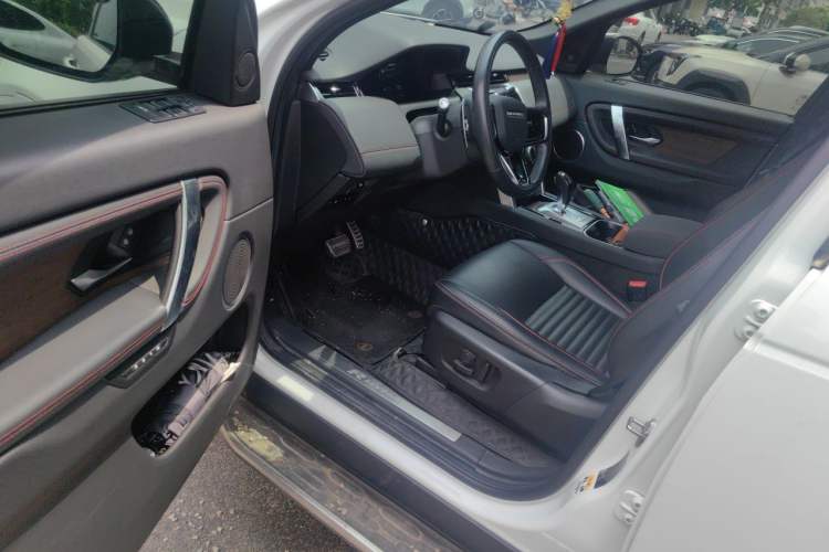 Used Land Rover Discovery Sport New Energy 2022 P300e Performance Tech Edition Driver Seat