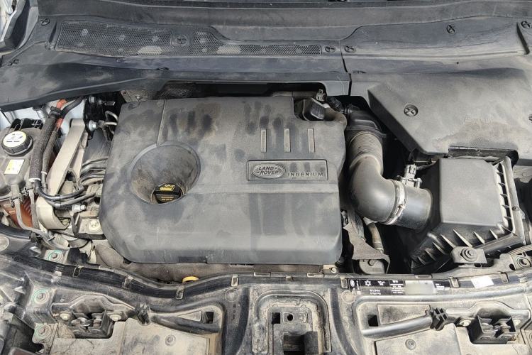 Used Land Rover Discovery Sport New Energy 2022 Facelifted P300e Plug-in Hybrid Electric Version Engine Bay