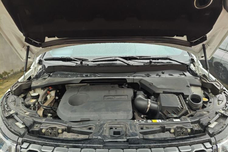 Used Land Rover Discovery Sport New Energy 2022 Facelifted P300e Plug-in Hybrid Electric Version Engine Bay