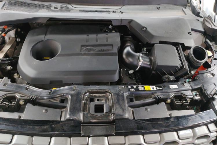 Used Land Rover Discovery Sport New Energy 2022 Facelifted P300e Plug-in Hybrid Electric Version Engine Bay