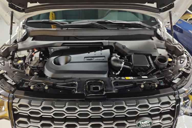Used Land Rover Discovery Sport New Energy 2022 Facelifted P300e Plug-in Hybrid Electric Version Engine Bay