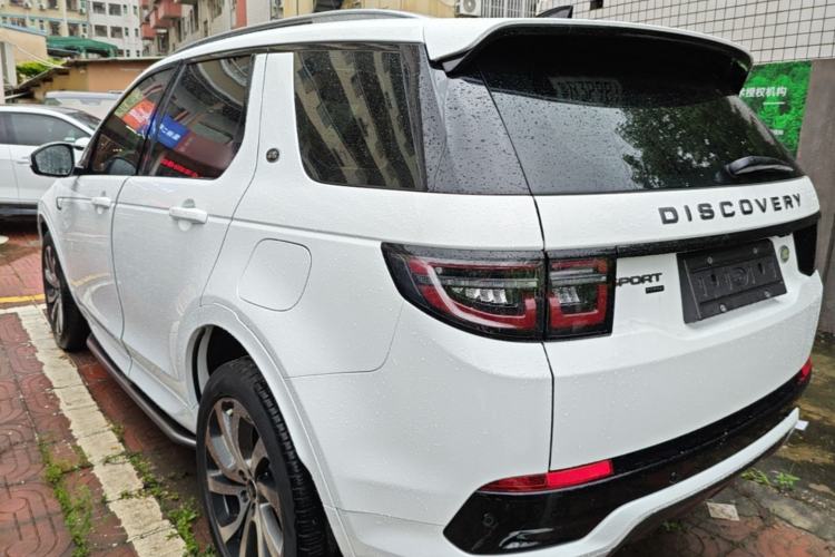Used Land Rover Discovery Sport New Energy 2022 Facelifted P300e Plug-in Hybrid Electric Version Exterior 2