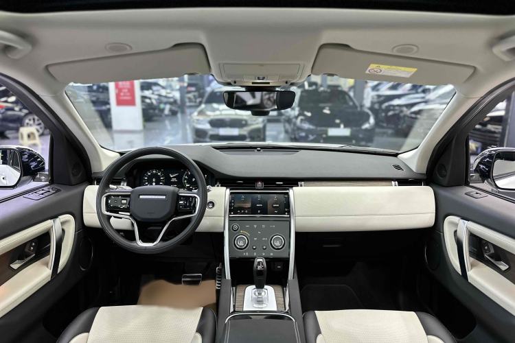 Used Land Rover Discovery Sport New Energy 2022 Facelifted P300e Plug-in Hybrid Electric Version Interior 2