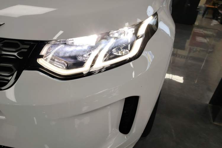 Used Land Rover Discovery Sport New Energy 2022 Facelifted P300e Plug-in Hybrid Electric Version Left Front Headlight