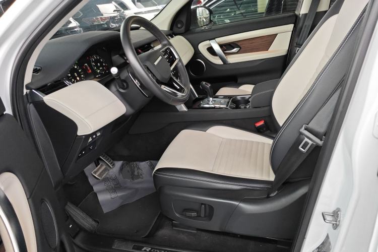 Used Land Rover Discovery Sport New Energy 2022 Facelifted P300e Plug-in Hybrid Electric Version Left Front Seat