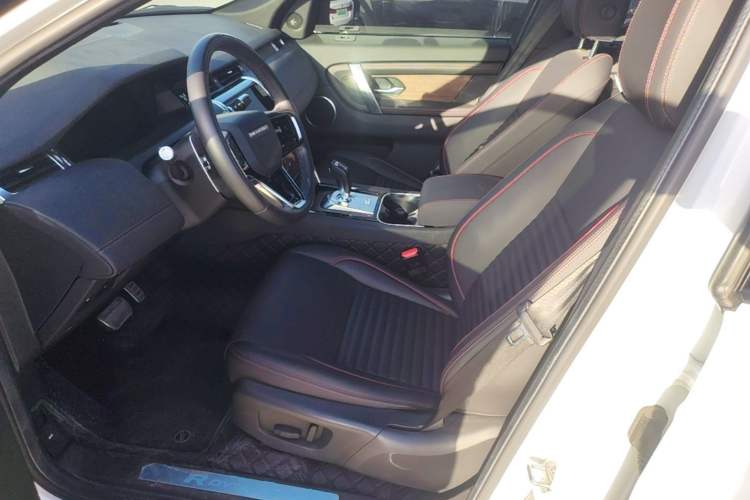 Used Land Rover Discovery Sport New Energy 2022 Facelifted P300e Plug-in Hybrid Electric Version Left Front Seat