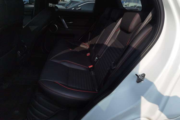 Used Land Rover Discovery Sport New Energy 2022 P300e Performance Tech Edition Left Rear Seat