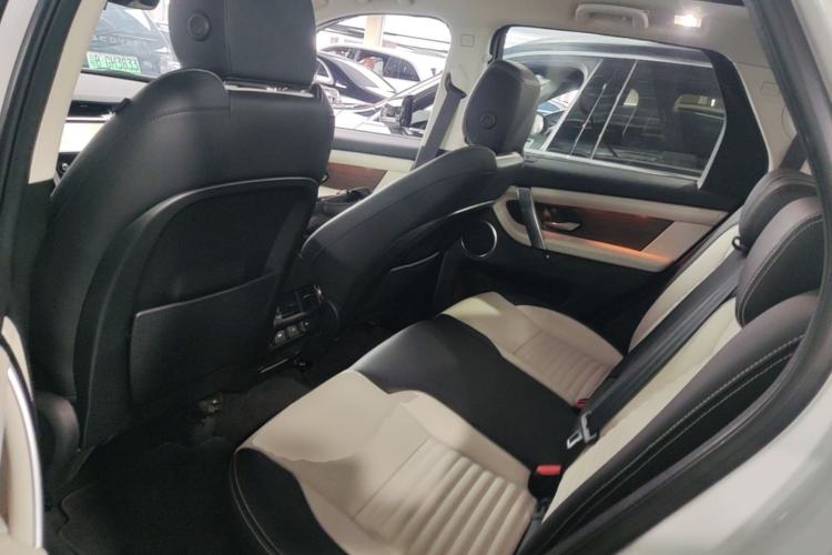 Used Land Rover Discovery Sport New Energy 2022 Facelifted P300e Plug-in Hybrid Electric Version Left Rear Seat