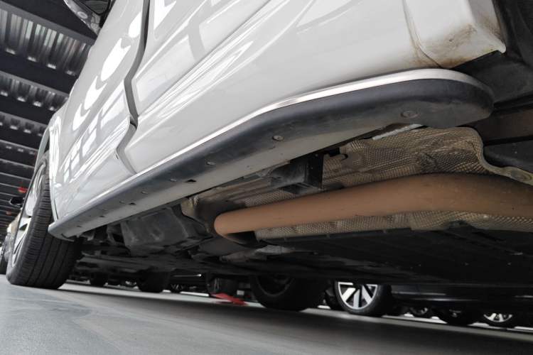 Used Land Rover Discovery Sport New Energy 2022 Facelifted P300e Plug-in Hybrid Electric Version Left Side Sill